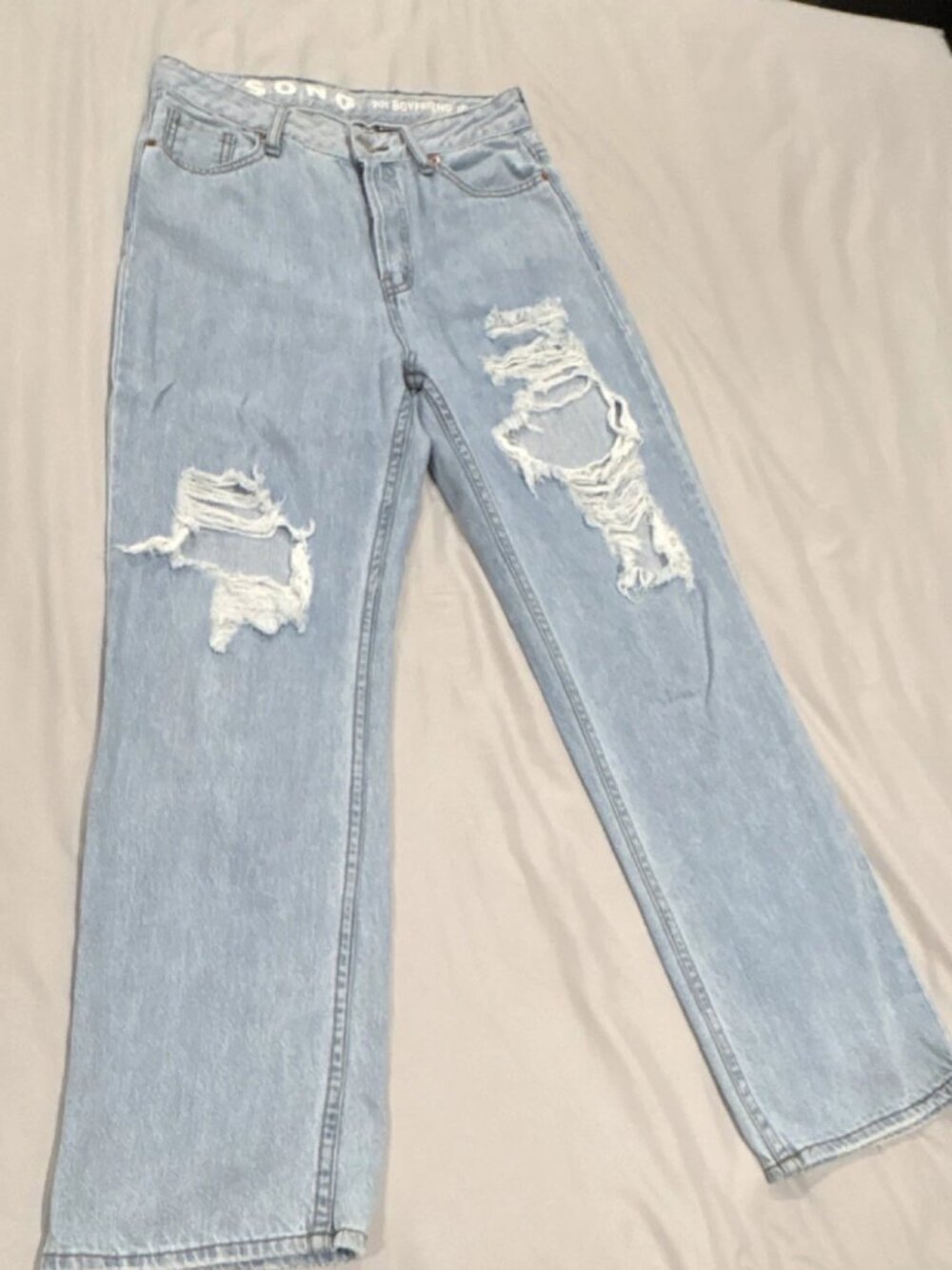 S.O.N.G. 90s Boyfriend Jeans Light Blue Distressed Denim Women